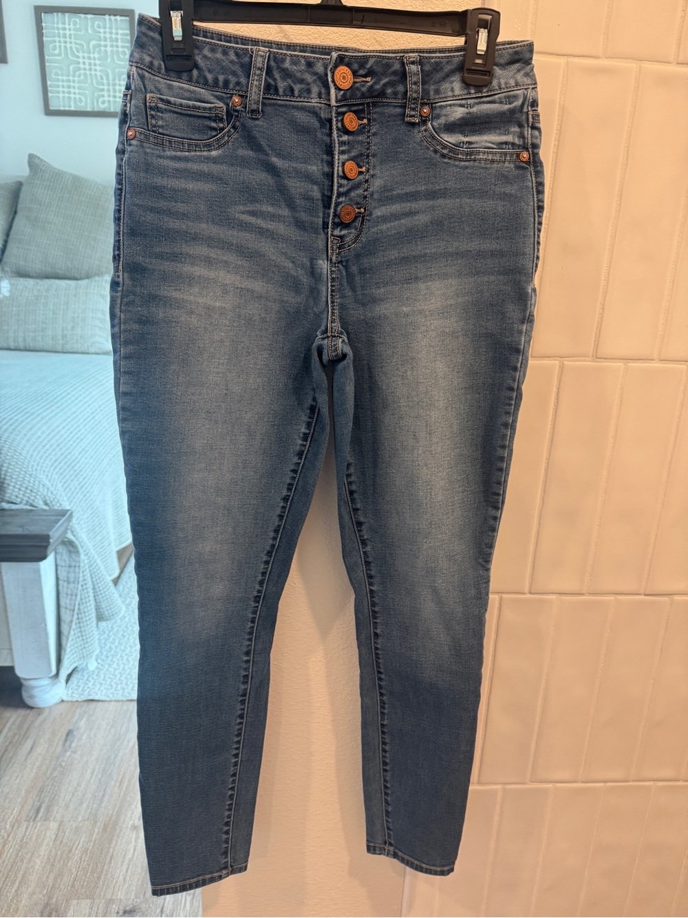Maurices High-Rise Button Fly Skinny Jean Jegging